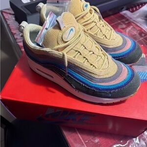 Nike Red Air Max 1/97 VF SW Box